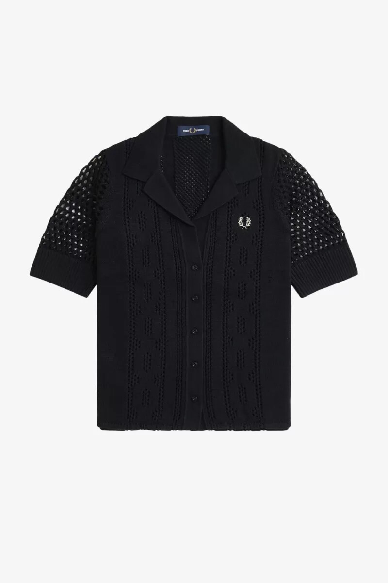 fred perry damenbluse mit offener stricknaht und knopfleiste schwarz