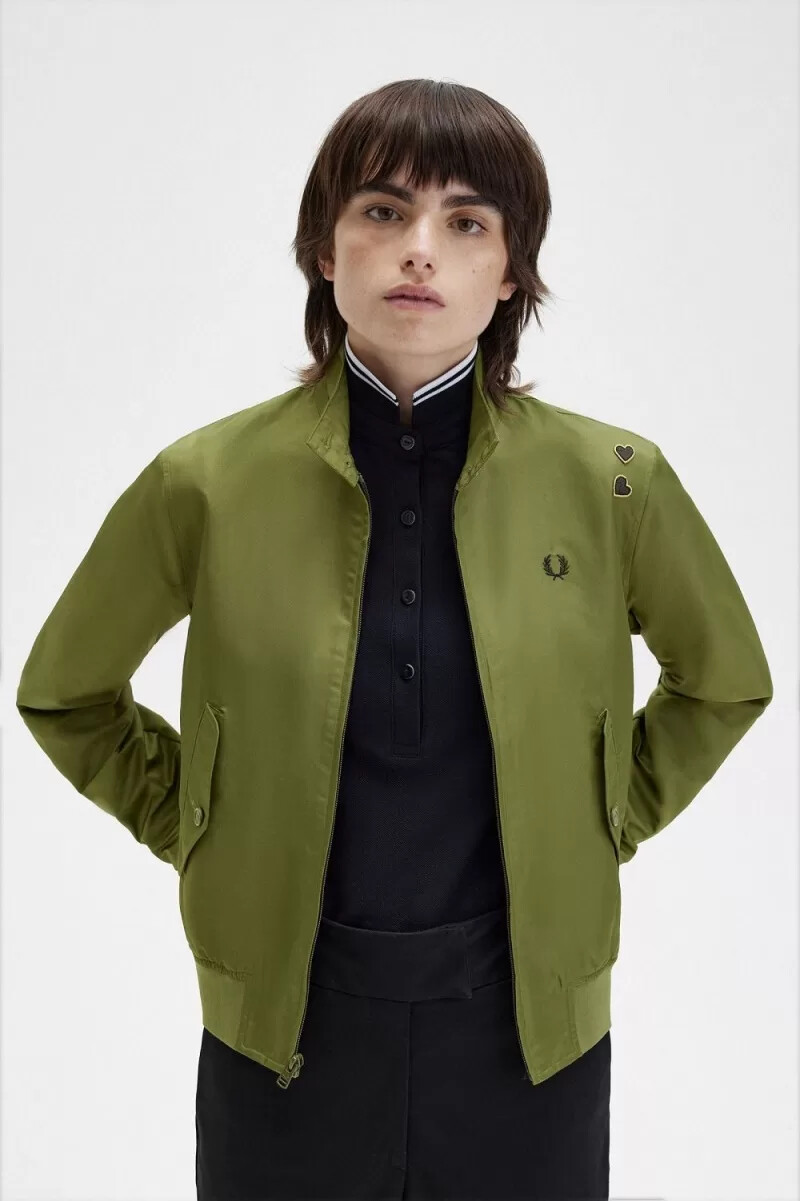 fred perry damenparka mit bedrucktem futter und reißverschluss grün