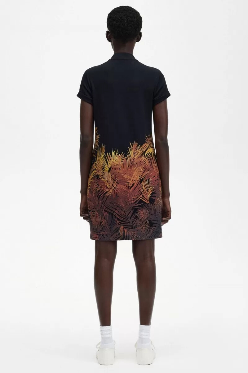 fred perry damenkleid aus piqué mit palmenmuster schwarz