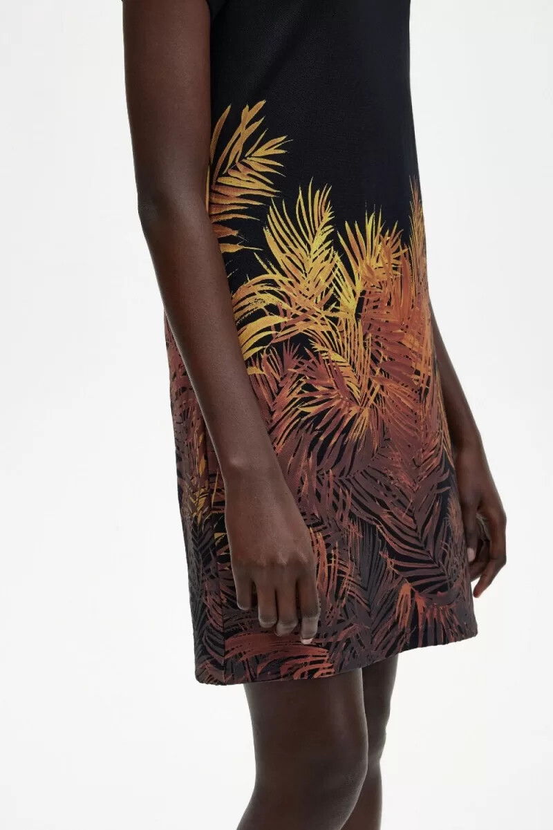 fred perry damenkleid aus piqué mit palmenmuster schwarz