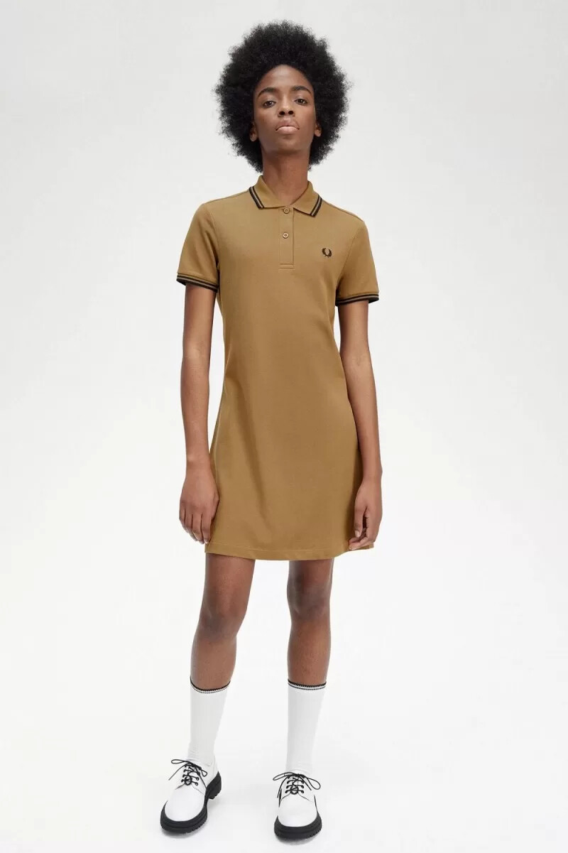 fred perry twin tipped shirt damenkleid braun