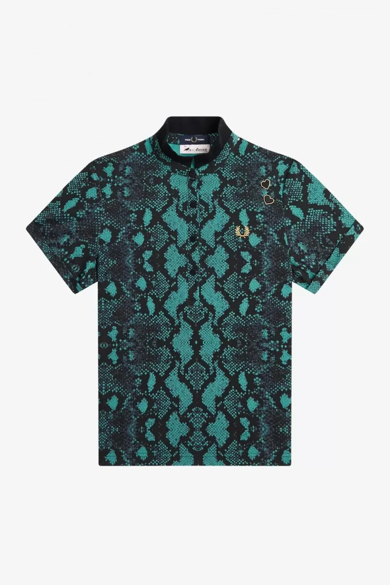 fred perry damen-poloshirt mit schlangenmuster tiefes mintgrün