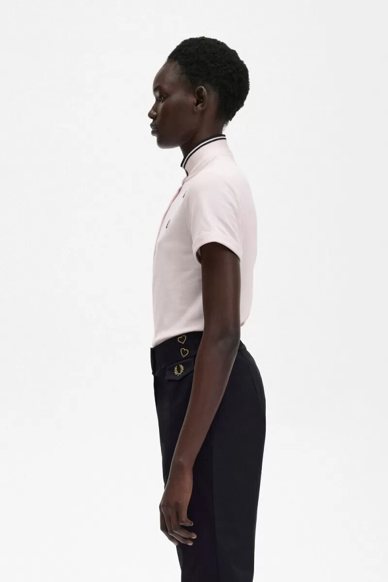 fred perry damen-poloshirt mit piqué-details milchrosa