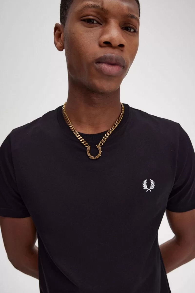 fred perry halskette mit klobigem lorbeerkranz damenschmuck gold