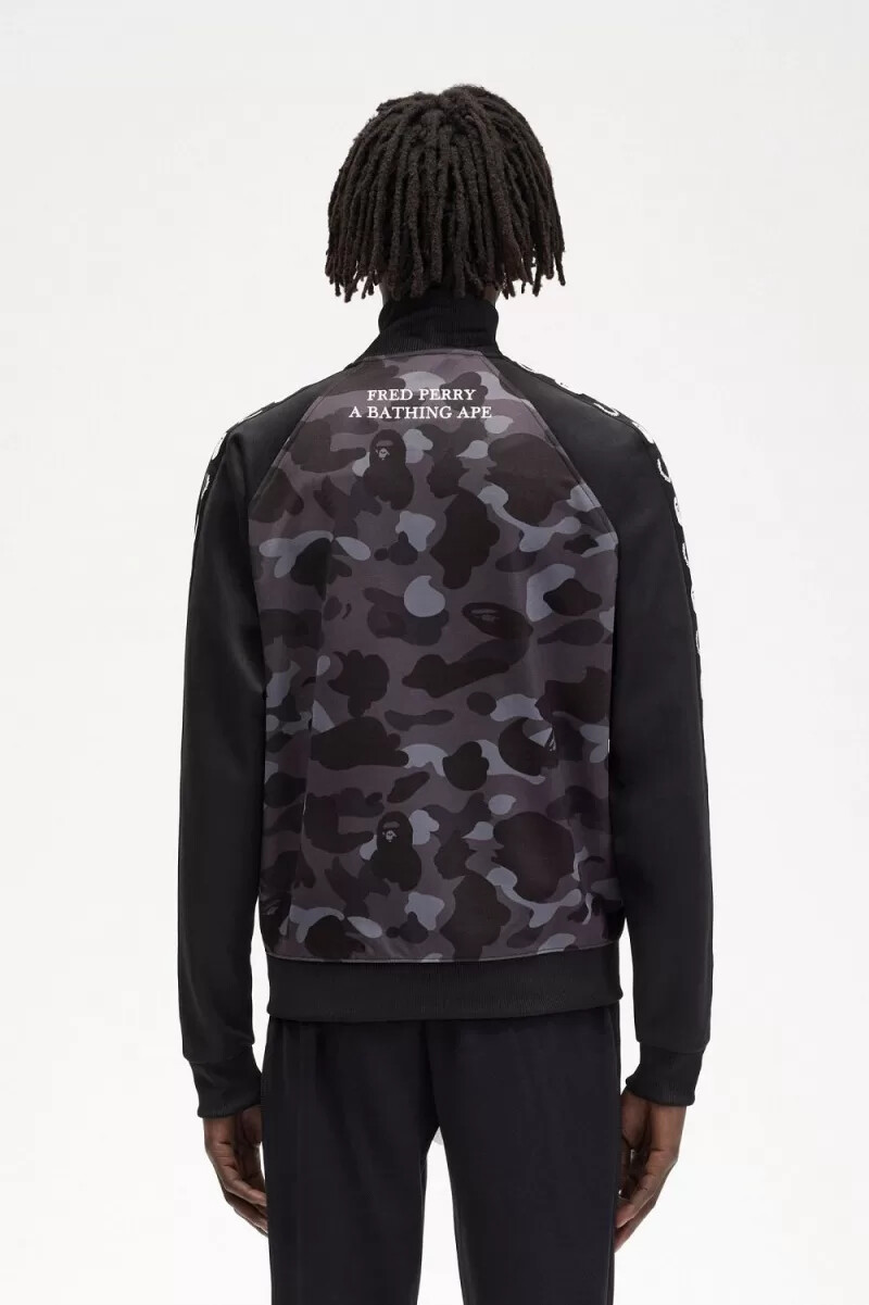 fred perry herren-trainingsjacke mit camouflage-einsatz schwarz