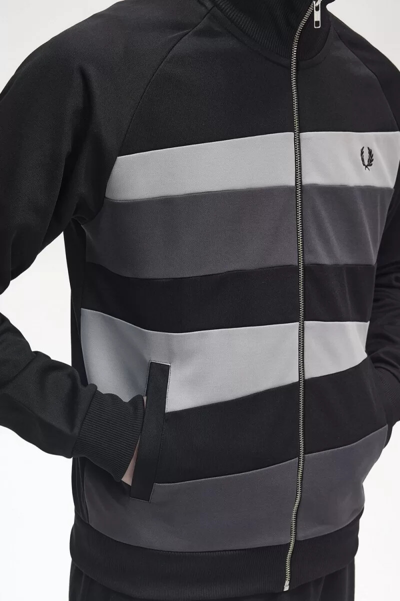 fred perry trainingsjacke für herren mit kontrasteinsätzen schwarz