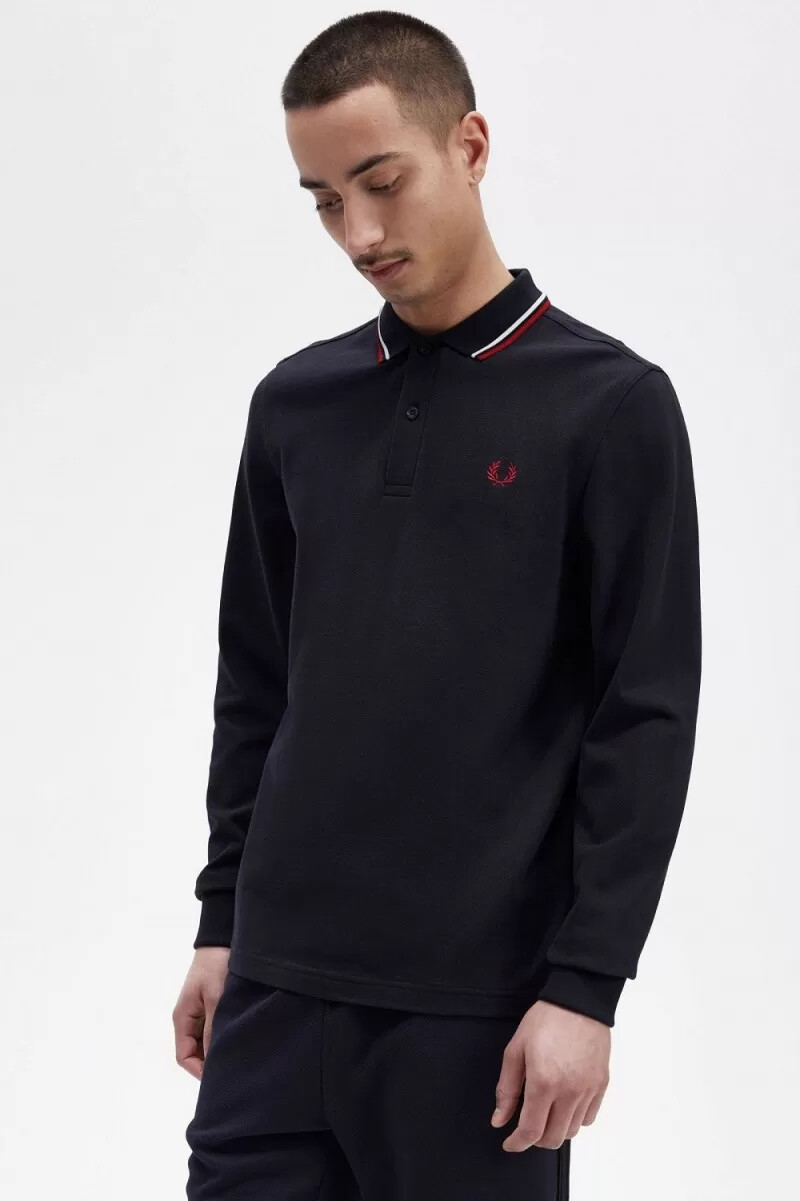 fred perry m3636 herrenhemd marineblau schneeweiß gebranntes rot