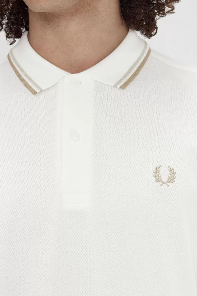 fred perry m3600 herrenhemd schneeweiß haferflockengrün