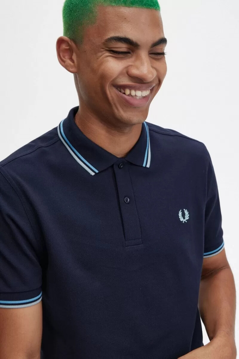 fred perry m3600 herrenhemd marineblau hellblau silberblau
