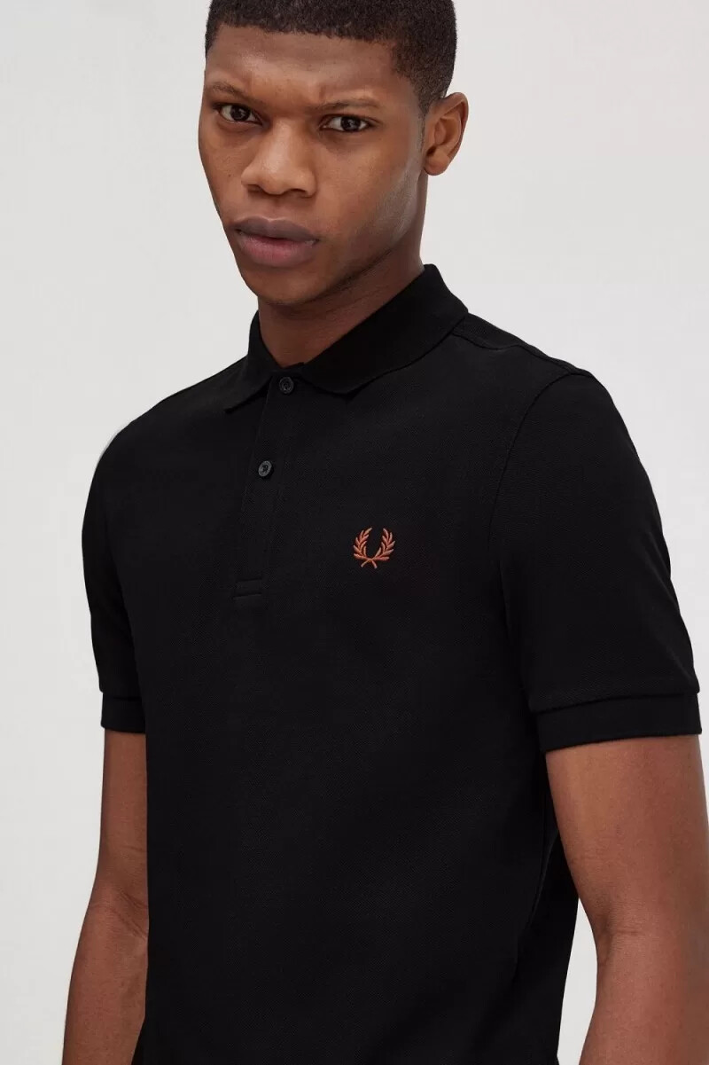 fred perry m6000 herrenhemd schwarz whisky braun