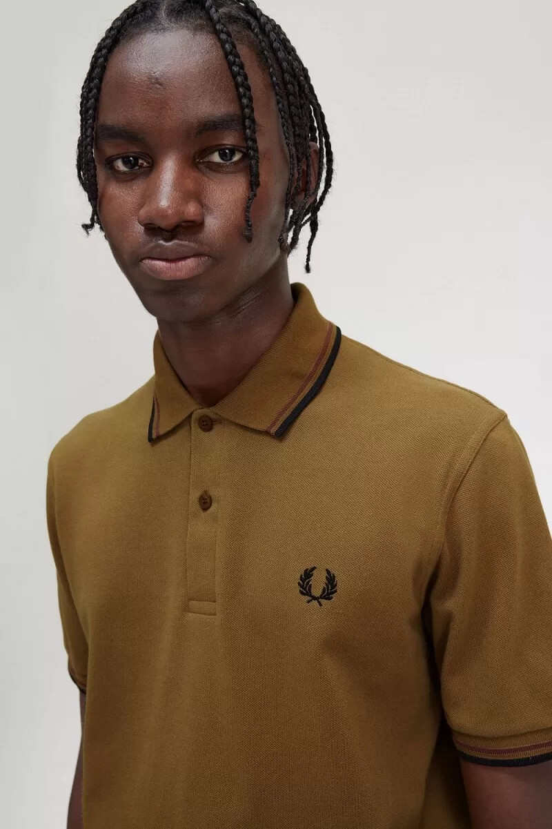 fred perry m12 herrenhemd dunkelbraun whiskybraun schwarz