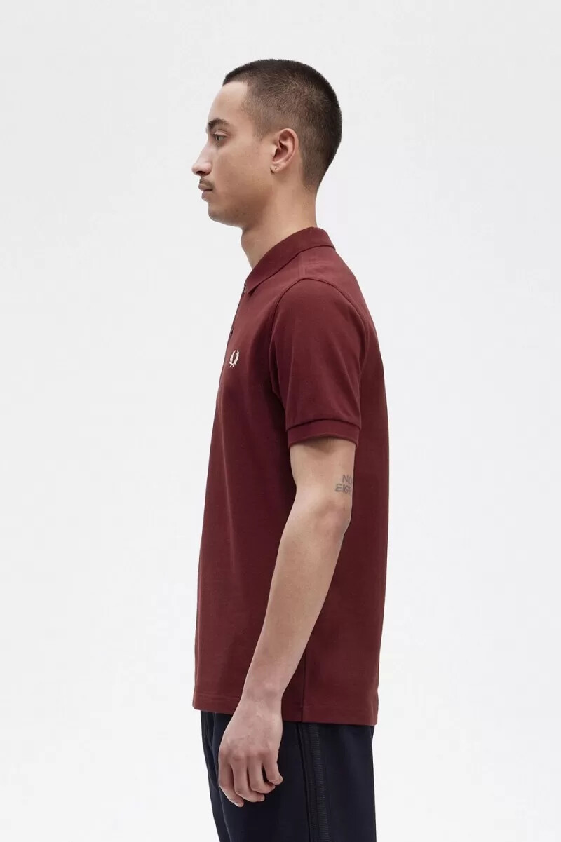 fred perry m6000 herrenhemd oxblood beige