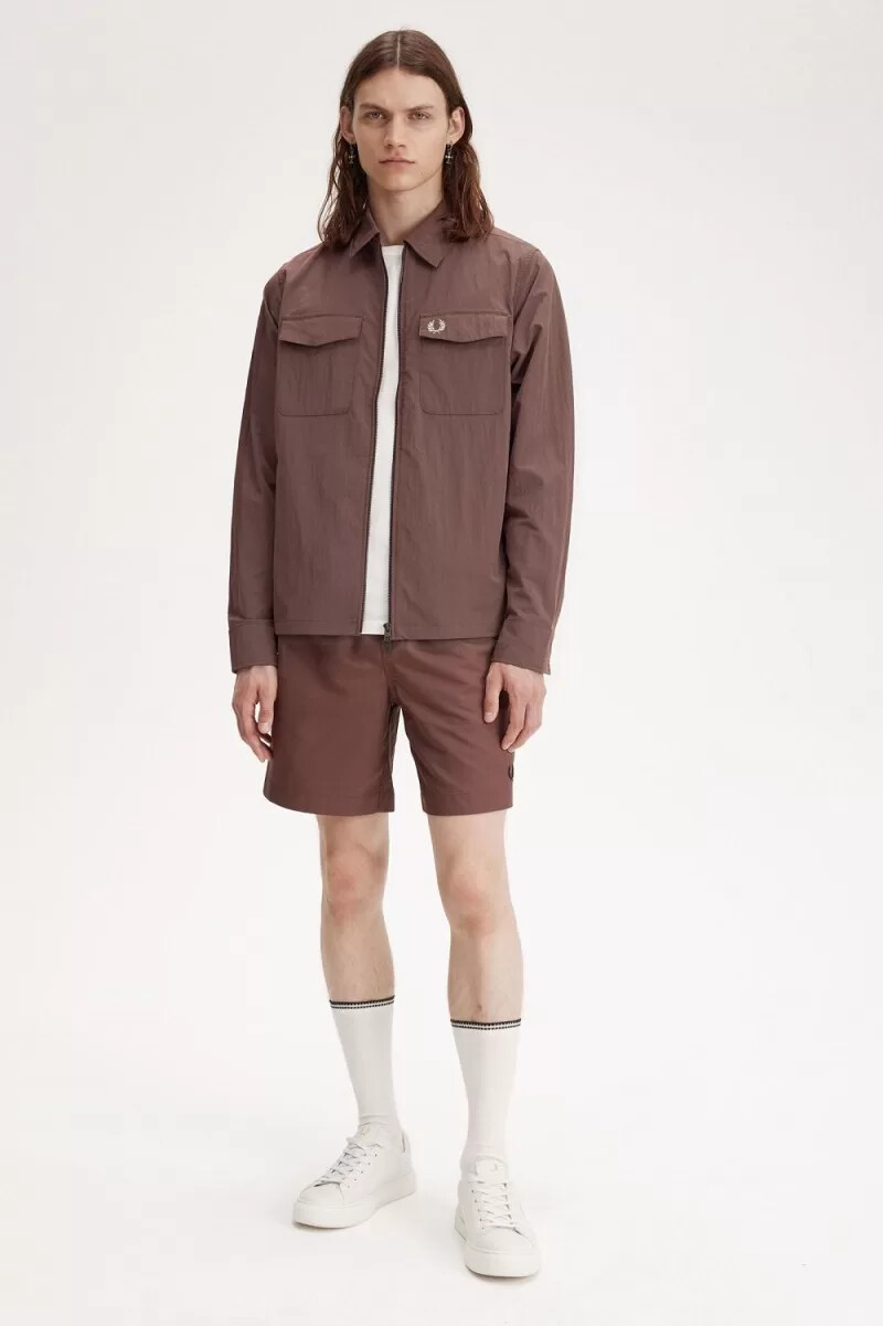 fred perry herrenhemd mit reißverschluss dunkelrot
