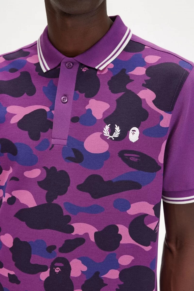 fred perry herrenhemd mit camouflage-muster lila