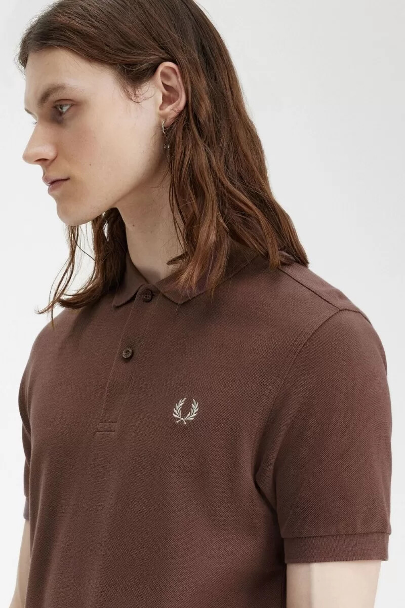 fred perry m6000 herrenhemd dunkelrot warmgrau
