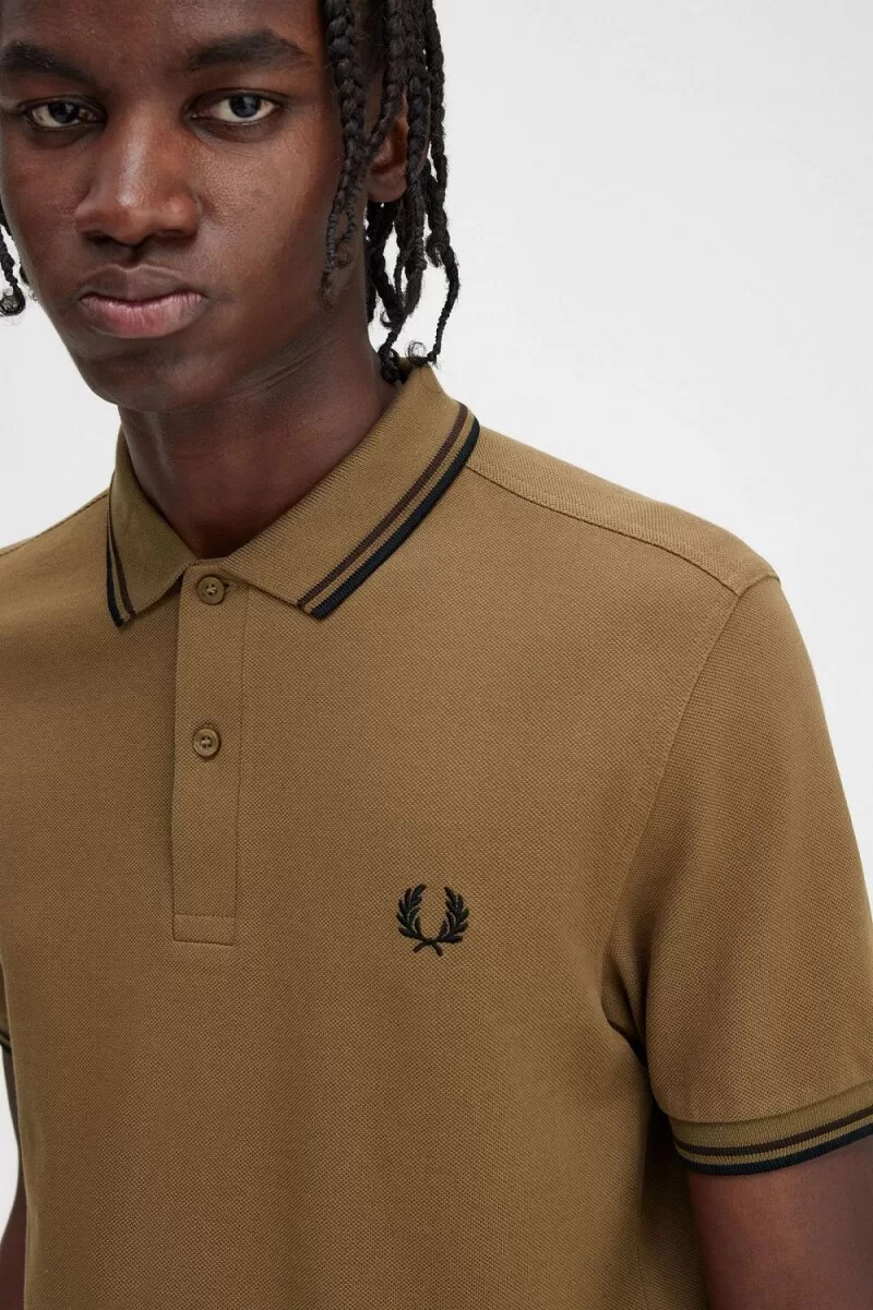 fred perry m3600 herrenhemd braun gebrannter tabak schwarz