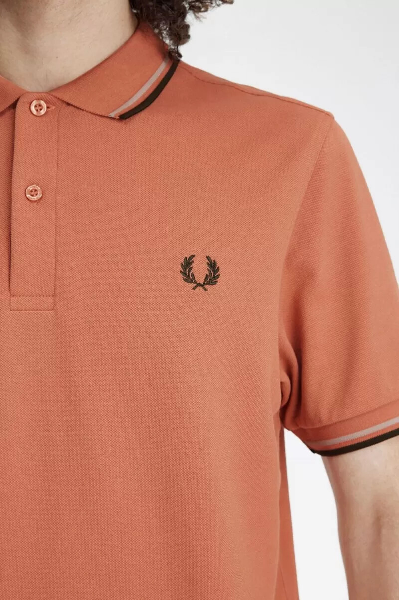 fred perry m3600 herrenhemd hellrost warmgrau nachtgrün