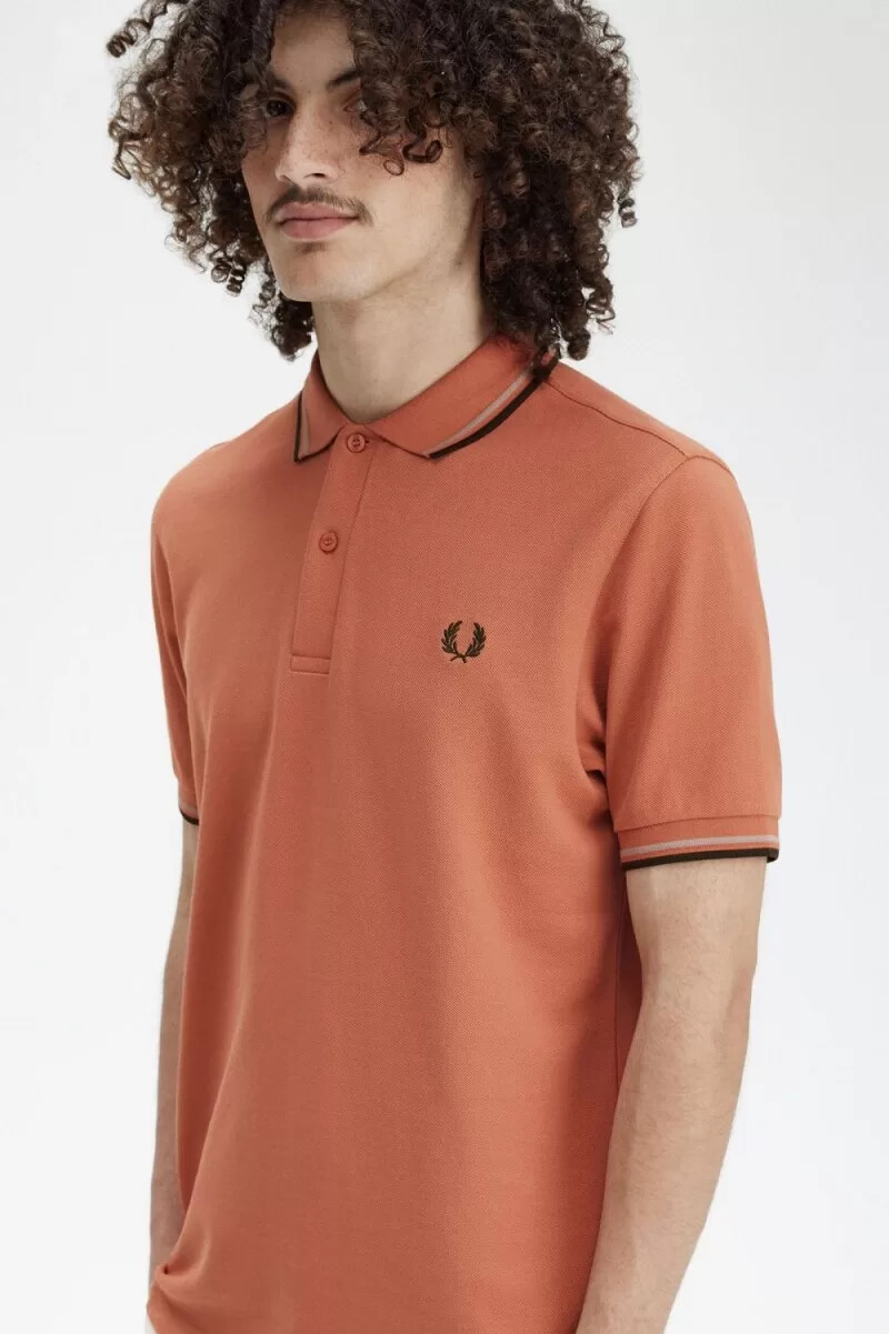 fred perry m3600 herrenhemd hellrost warmgrau nachtgrün