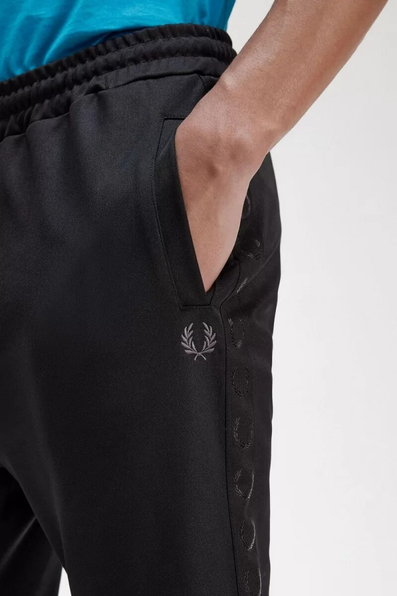 fred perry trainingshose für herren schwarz