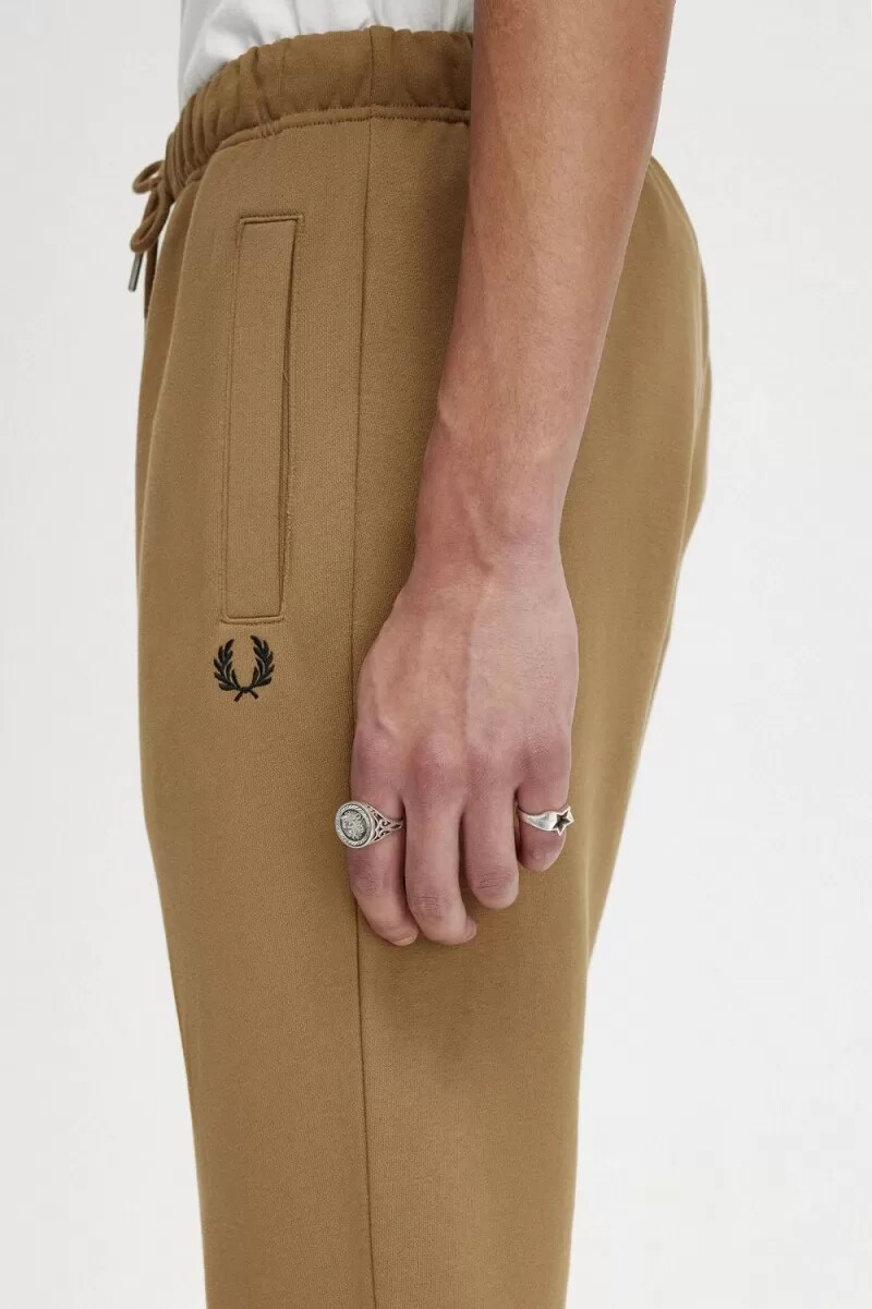 fred perry loopback sweat herrenhose braun gebrannter tabak
