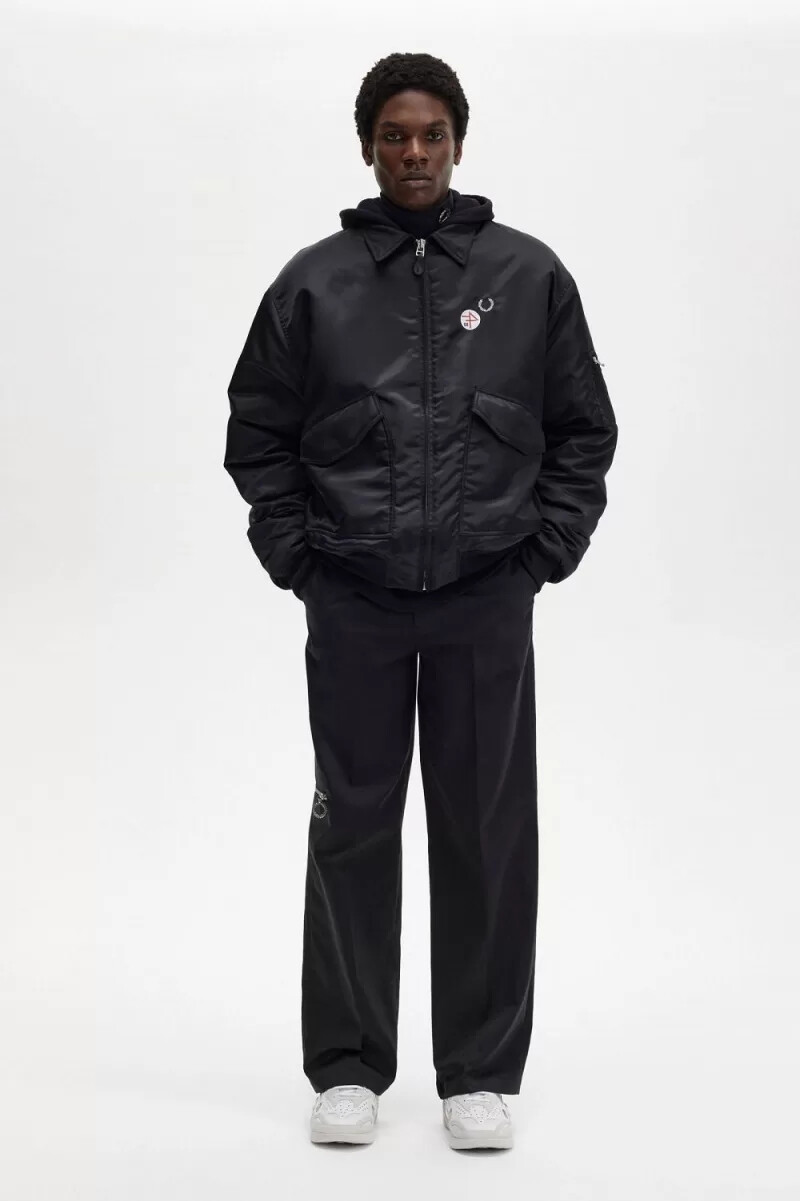 fred perry herren-fliegerjacken mit print schwarz