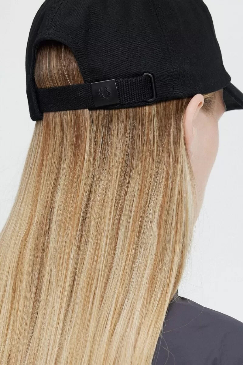 fred perry herren-caps aus twill mit grafikprint schwarzwarmgrau