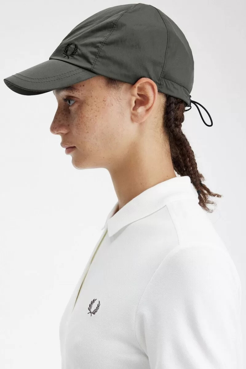 fred perry herren-cap verstellbar feldgrün