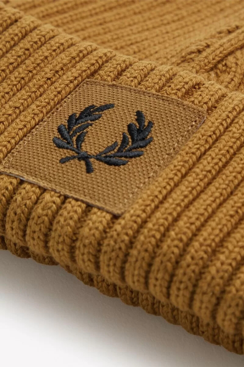 fred perry herren-cap mit markenaufnäher gerippt dunkelbraunschwarz