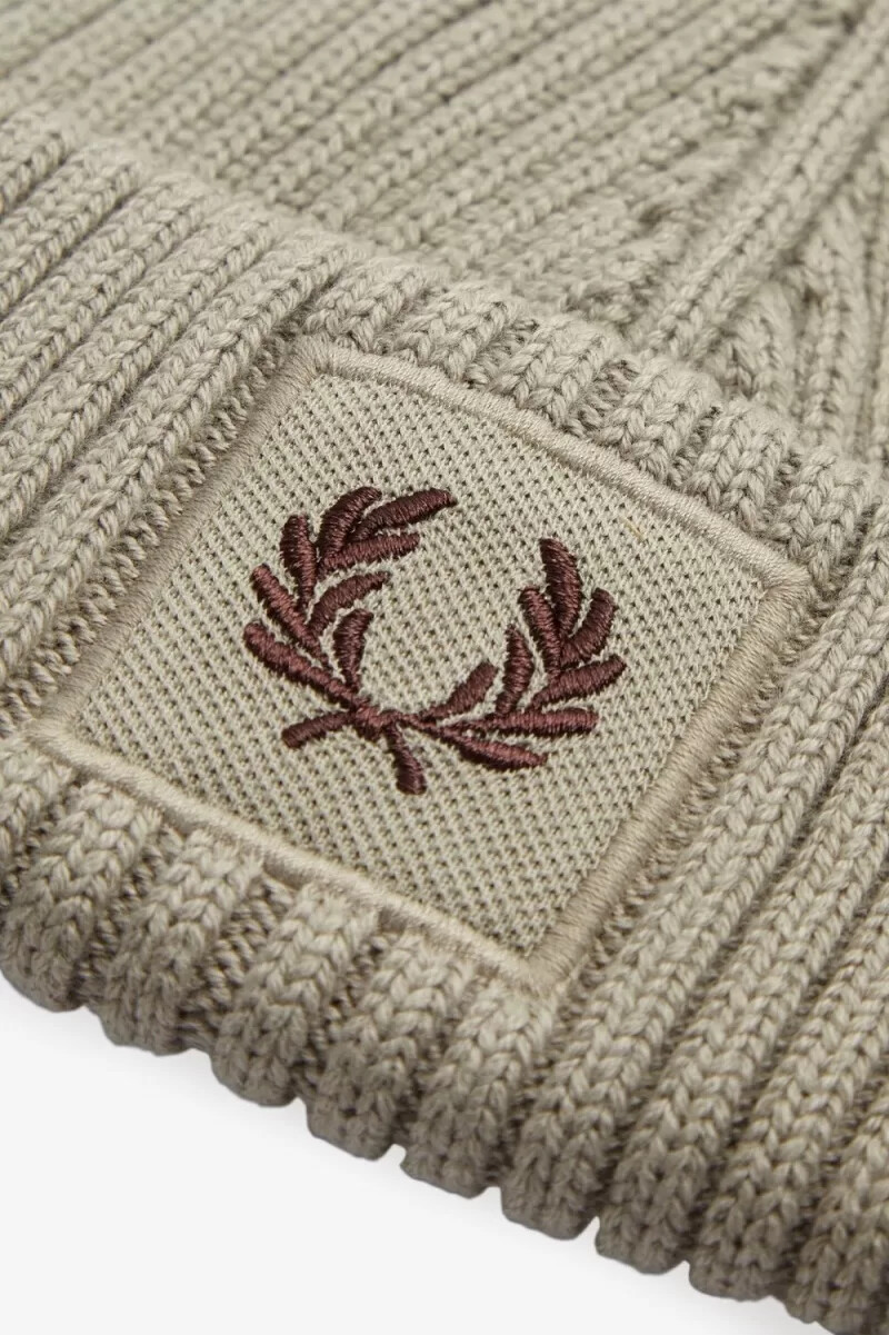 fred perry herren-caps aus baumwollripp warmgraudunkelrot