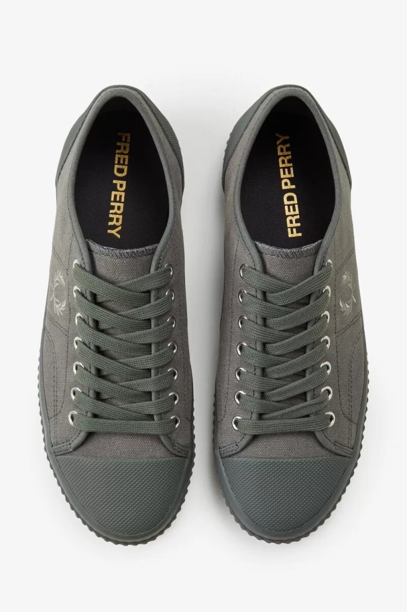 fred perry low hughes herren-sneaker feldgrün warmgrau