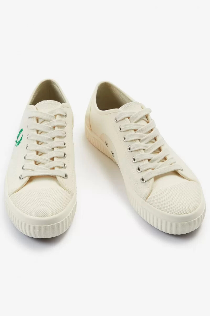 fred perry low hughes herren-sneaker hellbeige