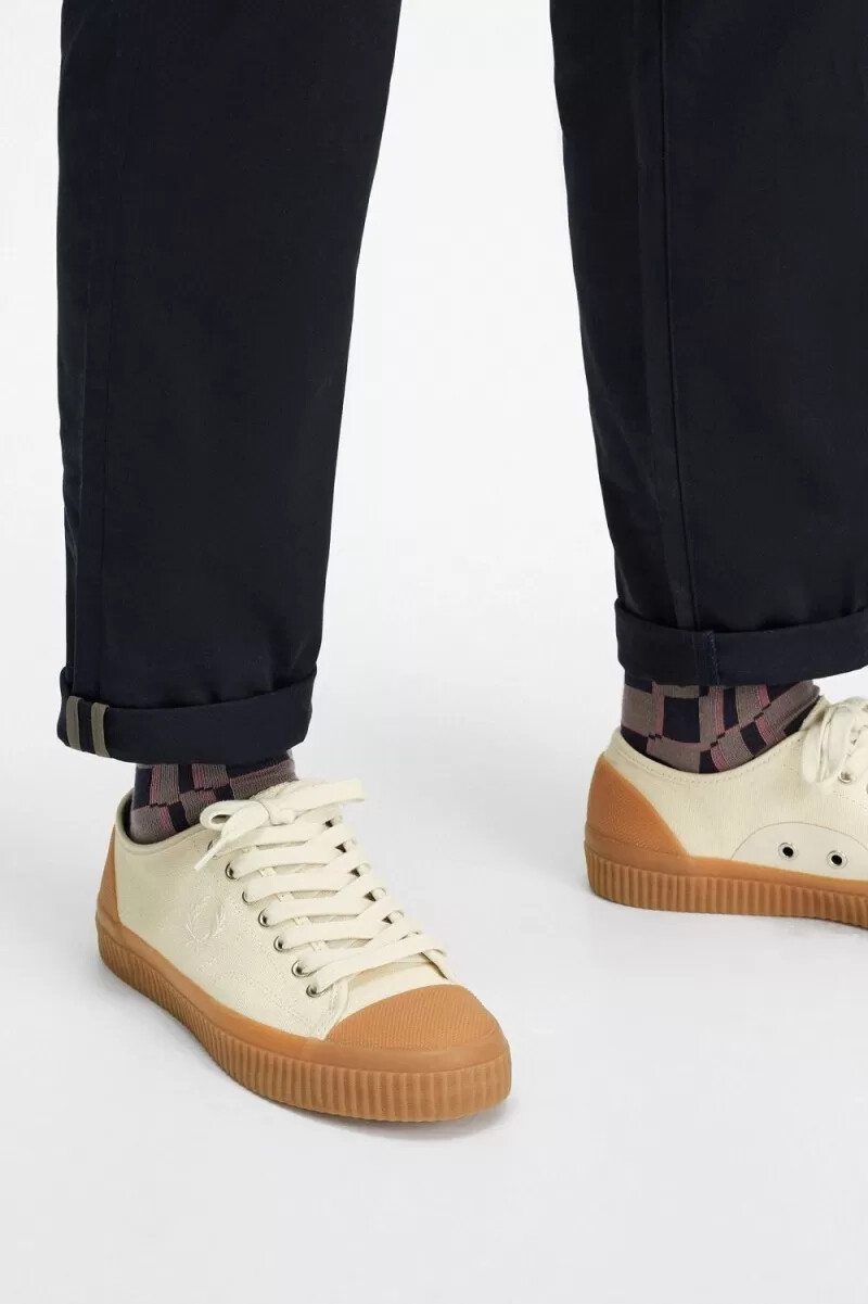fred perry low hughes herren-sneaker beige hellbeige
