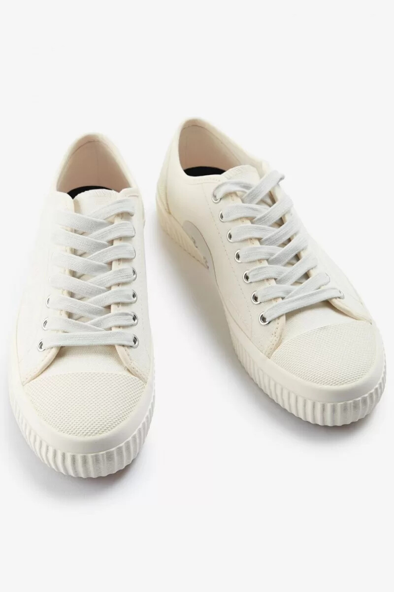 fred perry low hughes herren-sneaker elfenbeinhellbeige