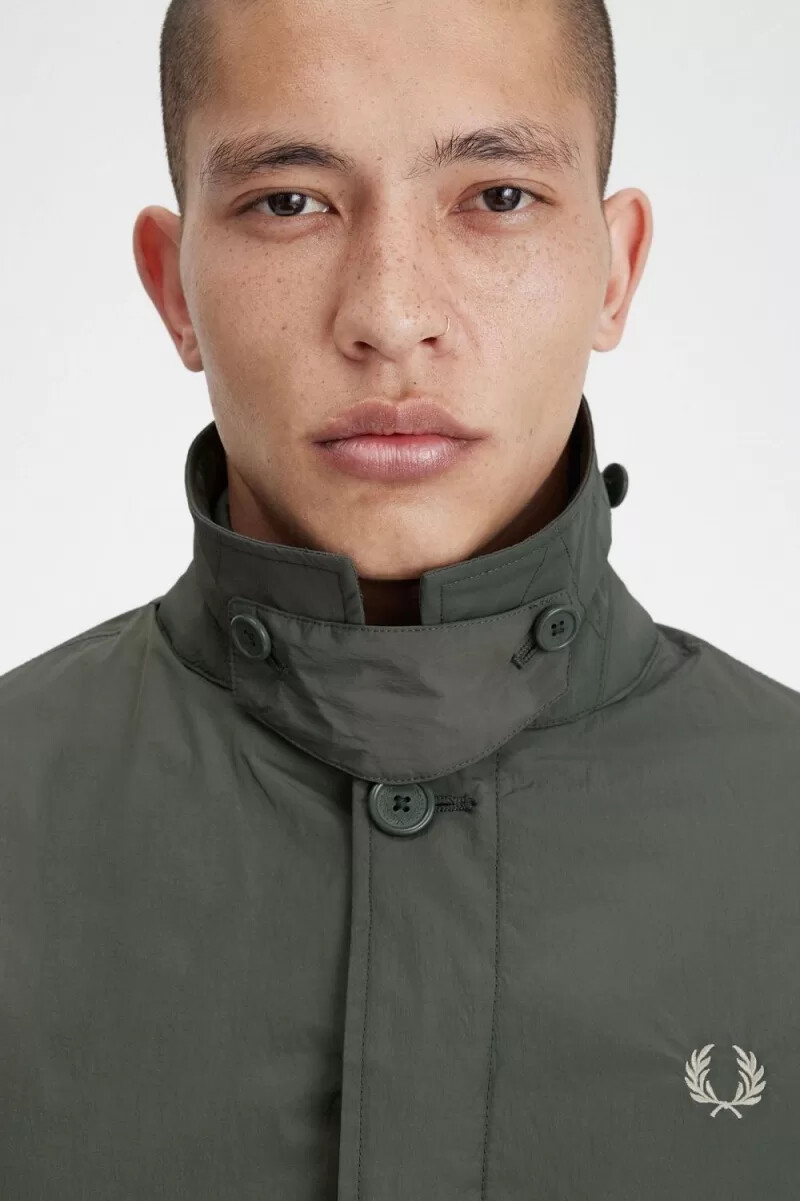 fred perry shell mac herrenparka feldgrün