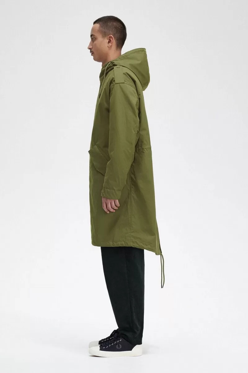 fred perry herrenparka mit kunstfellfutter grün