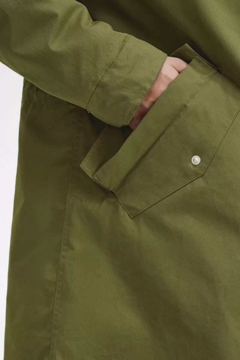 fred perry herrenparka mit kunstfellfutter grün