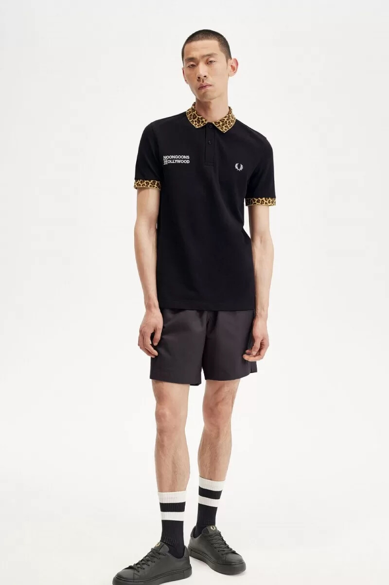 fred perry noongoons herren-poloshirt mit leopardenmuster schwarz