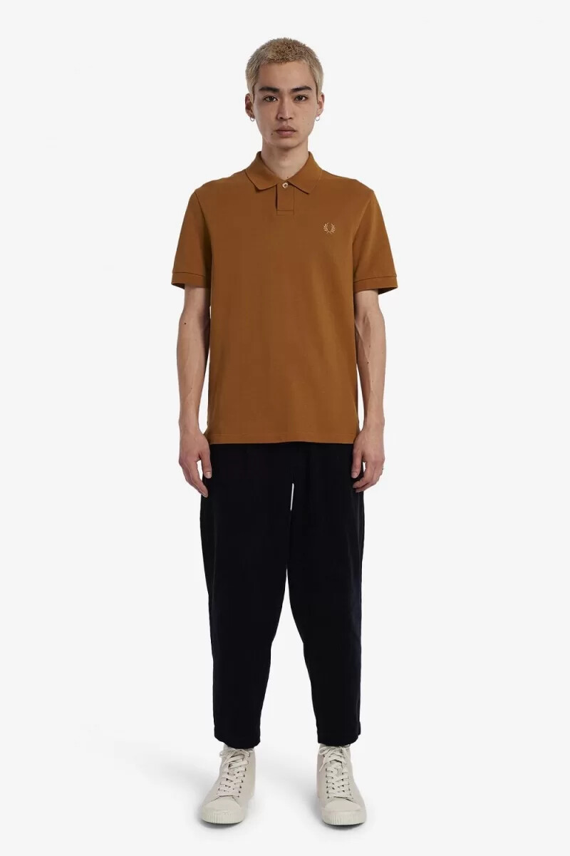 fred perry herren-polohemd mit einem knopf dunkelbraun