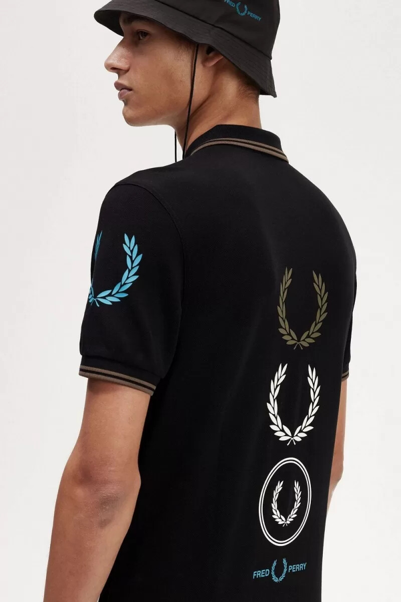 fred perry herren-poloshirt mit grafikprint schwarz