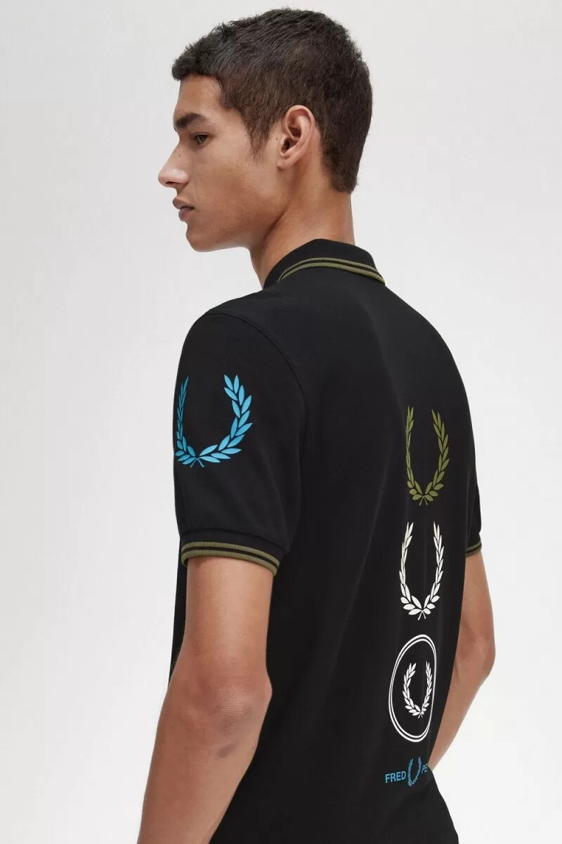 fred perry herren-poloshirt mit grafikprint schwarz