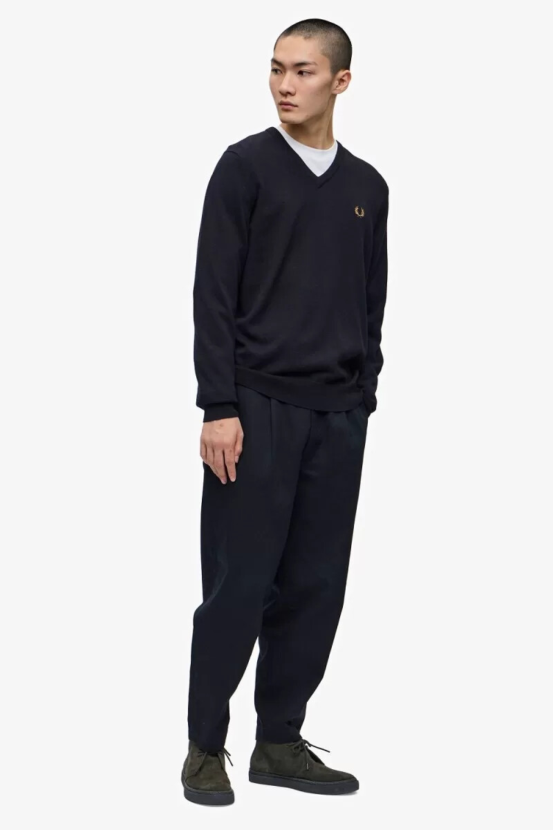 fred perry klassischer herrenpullover mit v-ausschnitt marineblau