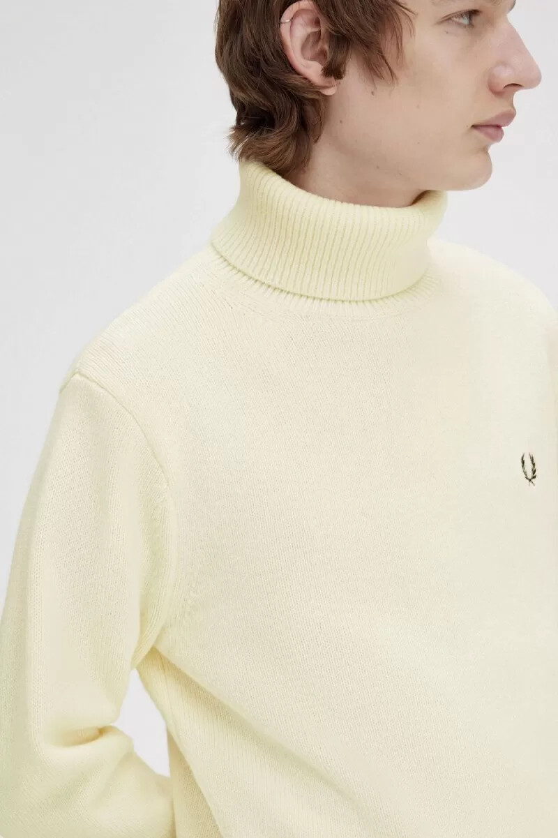 fred perry strickpullover mit rollkragen für herren beige
