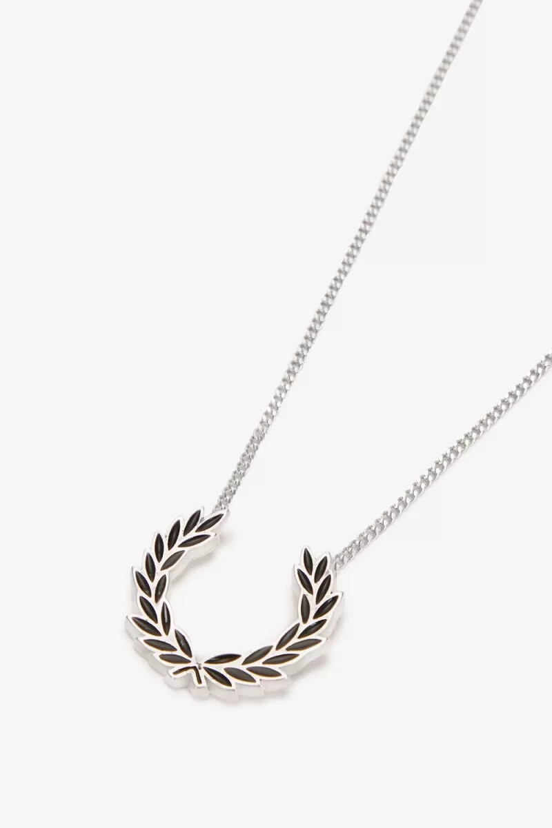 fred perry lorbeerkranz-halskette herrenschmuck metallic-silber