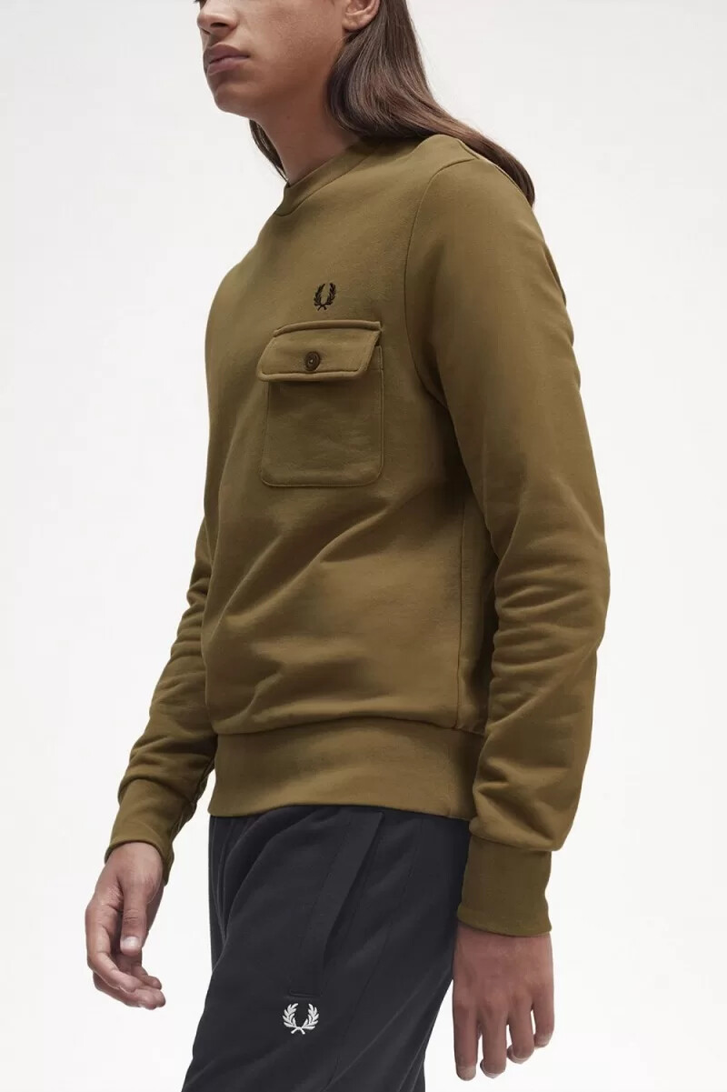 fred perry herren-sweatshirt mit taschendetails und rundhalsausschnitt braun