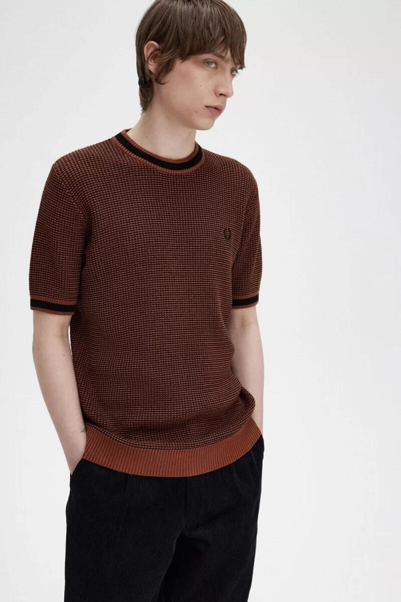 fred perry herren-t-shirt mit strukturstrick whiskybraun