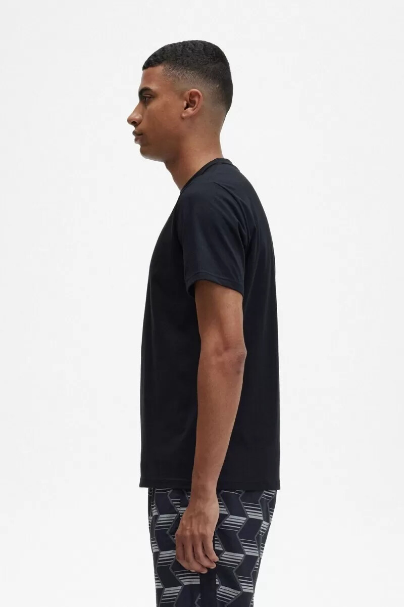 schwarzes fred perry herren-t-shirt mit stickerei