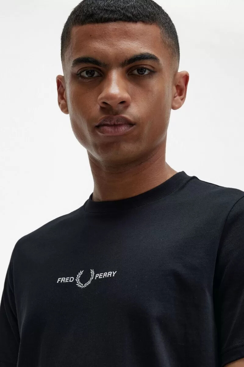 schwarzes fred perry herren-t-shirt mit stickerei