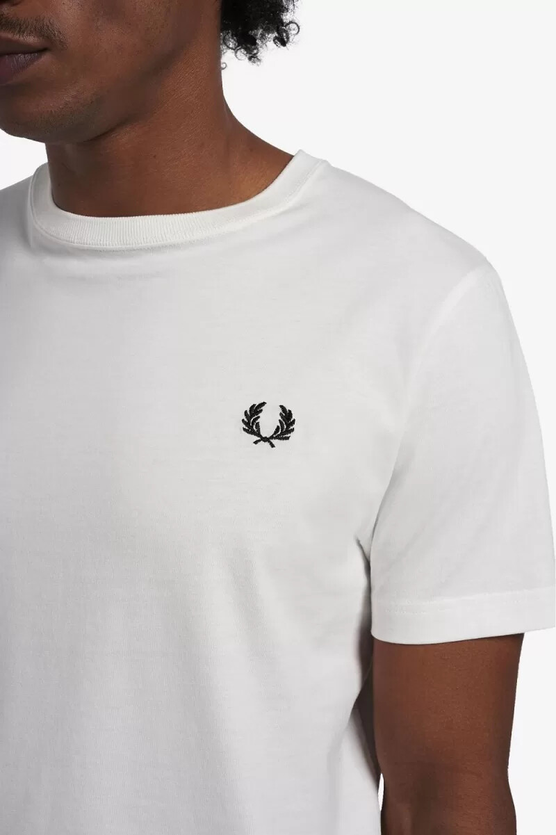 fred perry herren-t-shirt mit rundhalsausschnitt schneewittchen