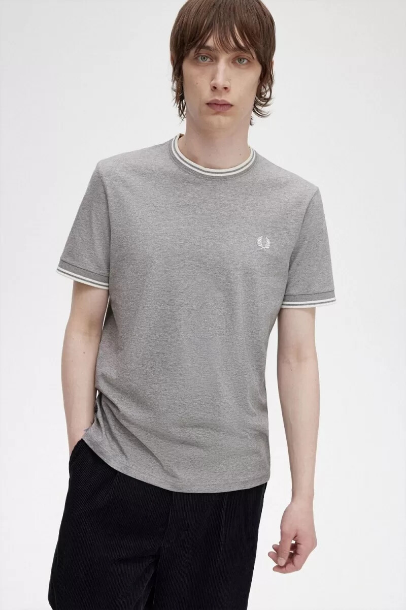 fred perry twin tipped herren-t-shirt grau