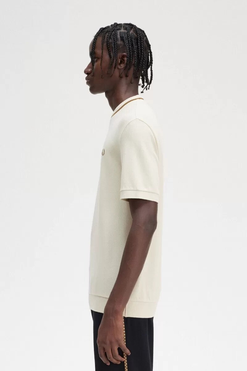 fred perry herren-t-shirt mit rundhalsausschnitt aus piqué farbe haferflocken